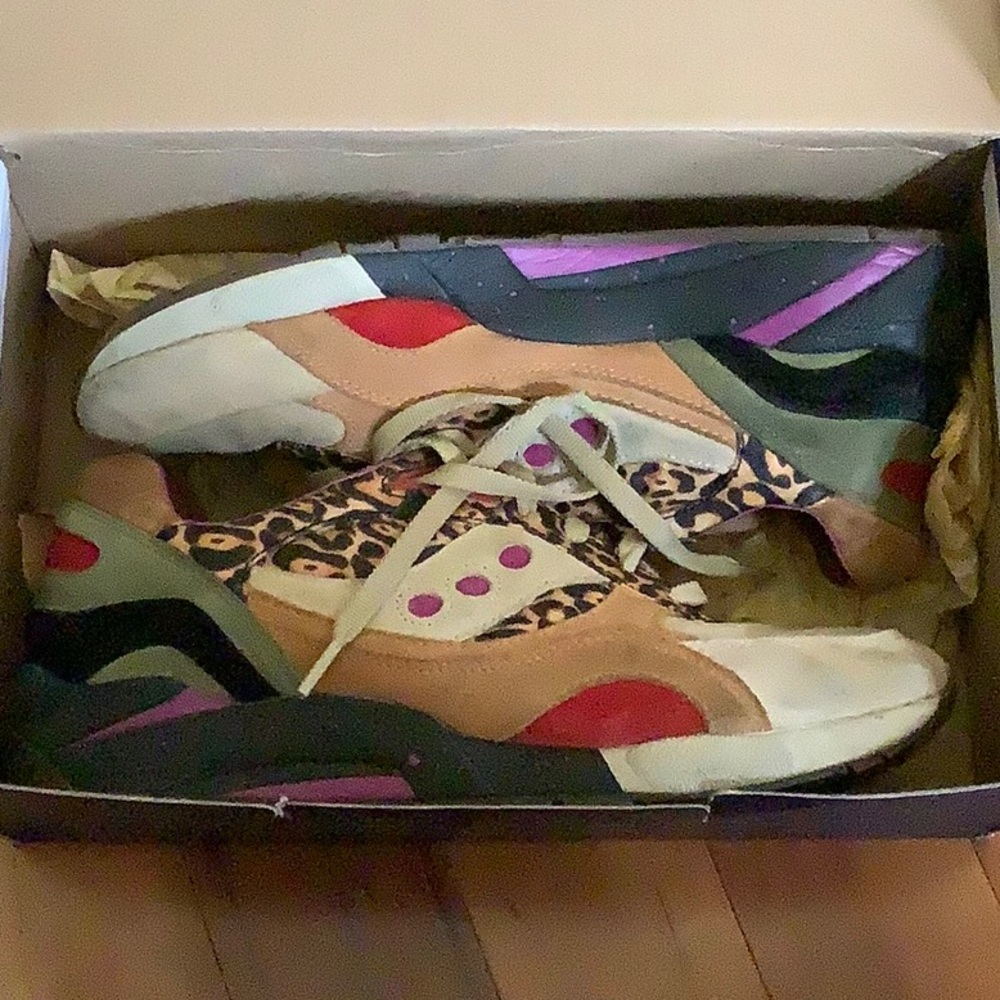 Saucony
